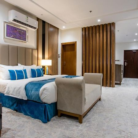 Golden Bujari Hotel - Diyafa Chamis Muschait Exterior foto