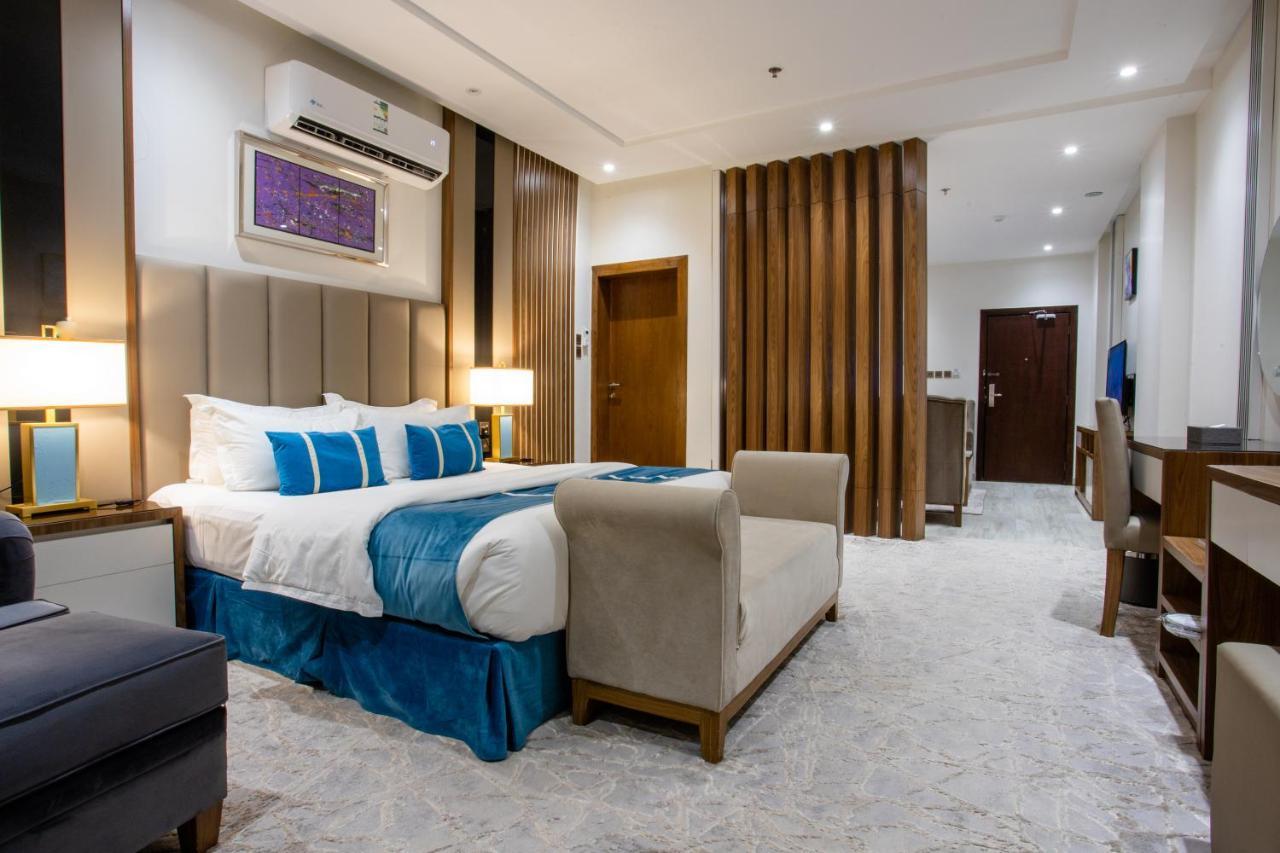 Golden Bujari Hotel - Diyafa Chamis Muschait Exterior foto